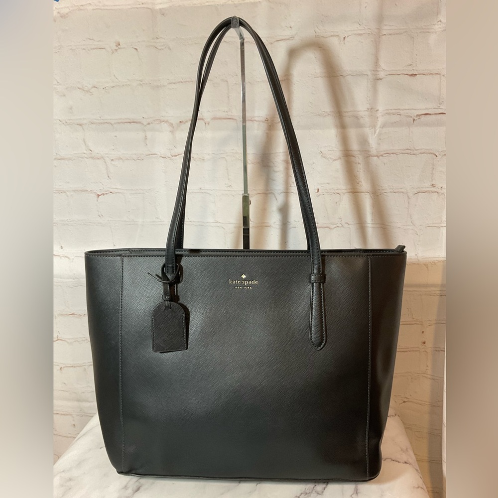 NWT Kate Spade Schuyler Medium Tote Black